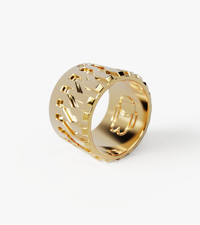 M14 ring Yellow Gold