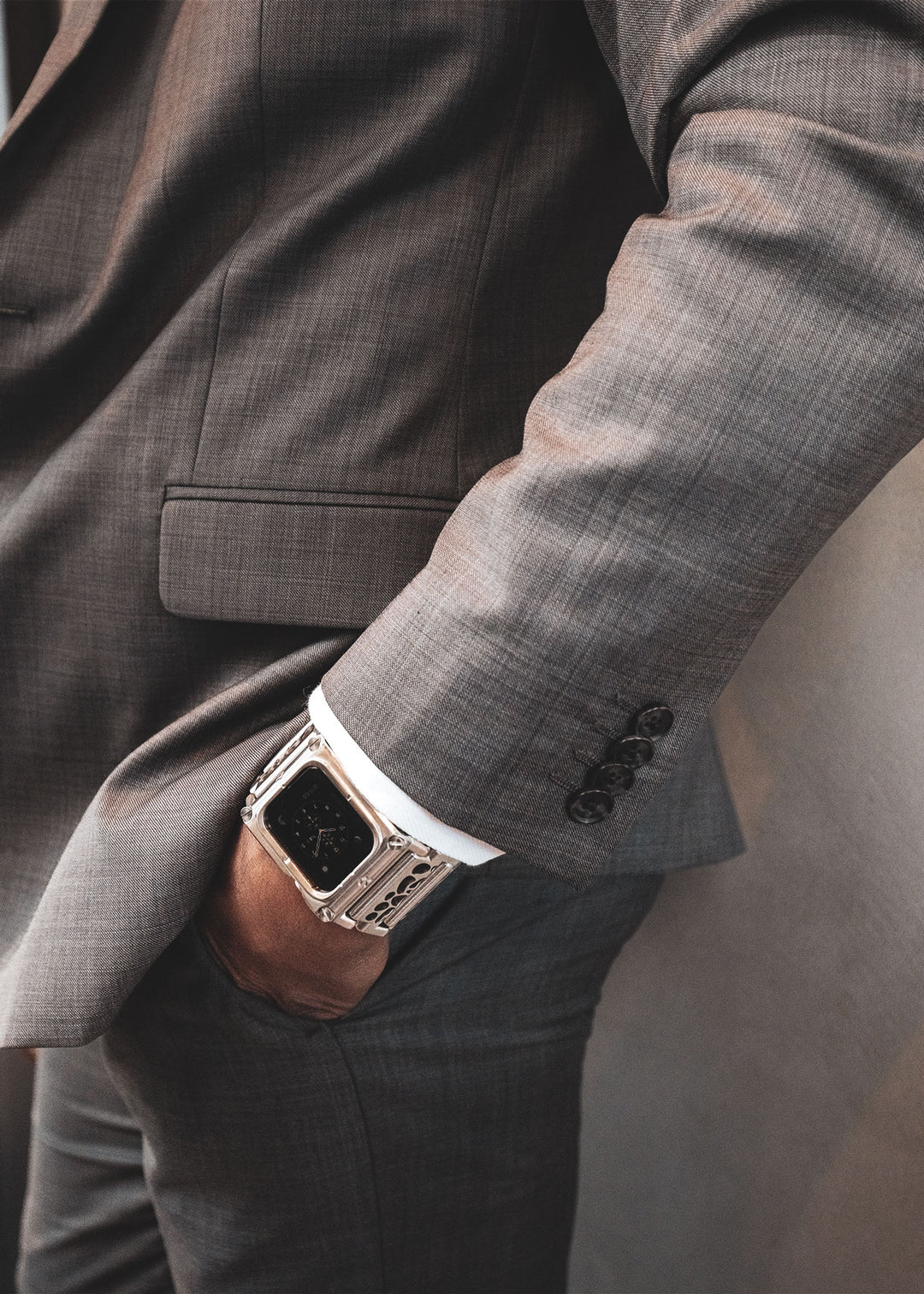 MW02 Apple Watch Case Luxury Stainless Steel Design EXONAUTE